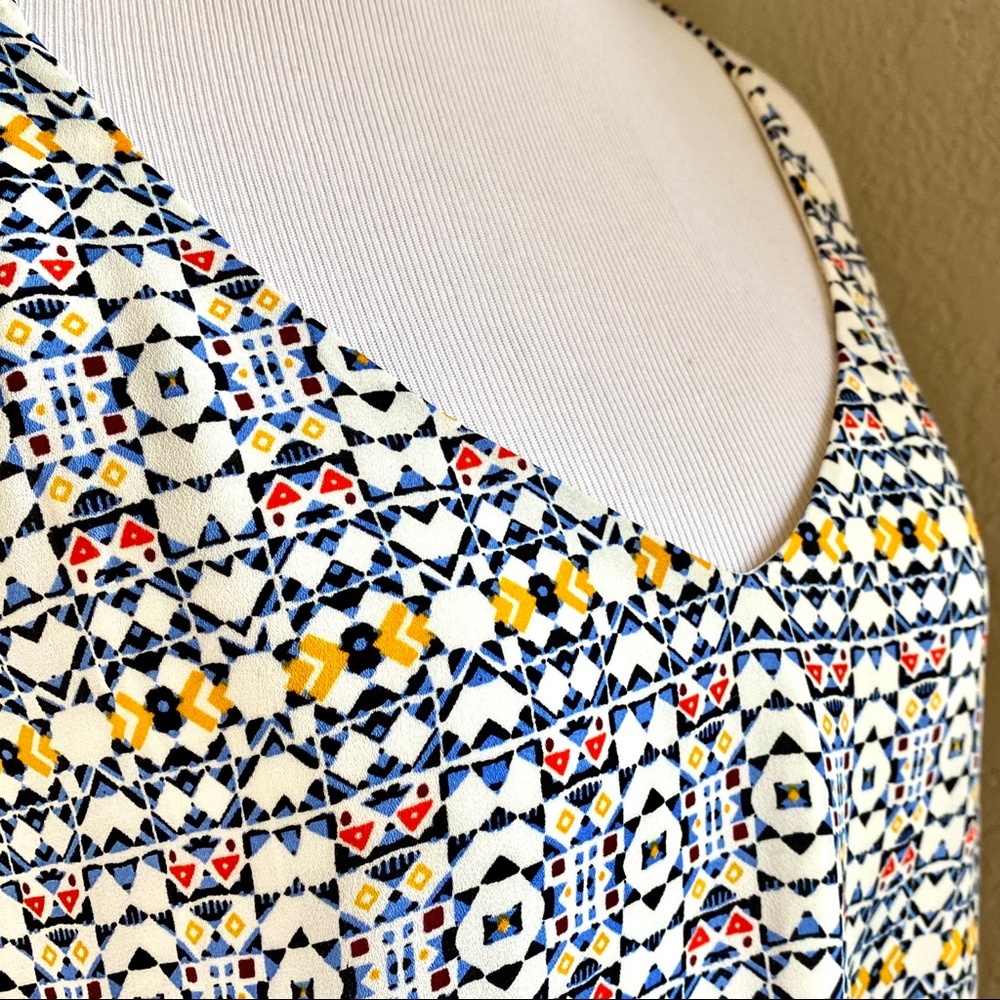 EUC H&M Geometric Print Camisole Tank, 2 - Picture 6 of 12